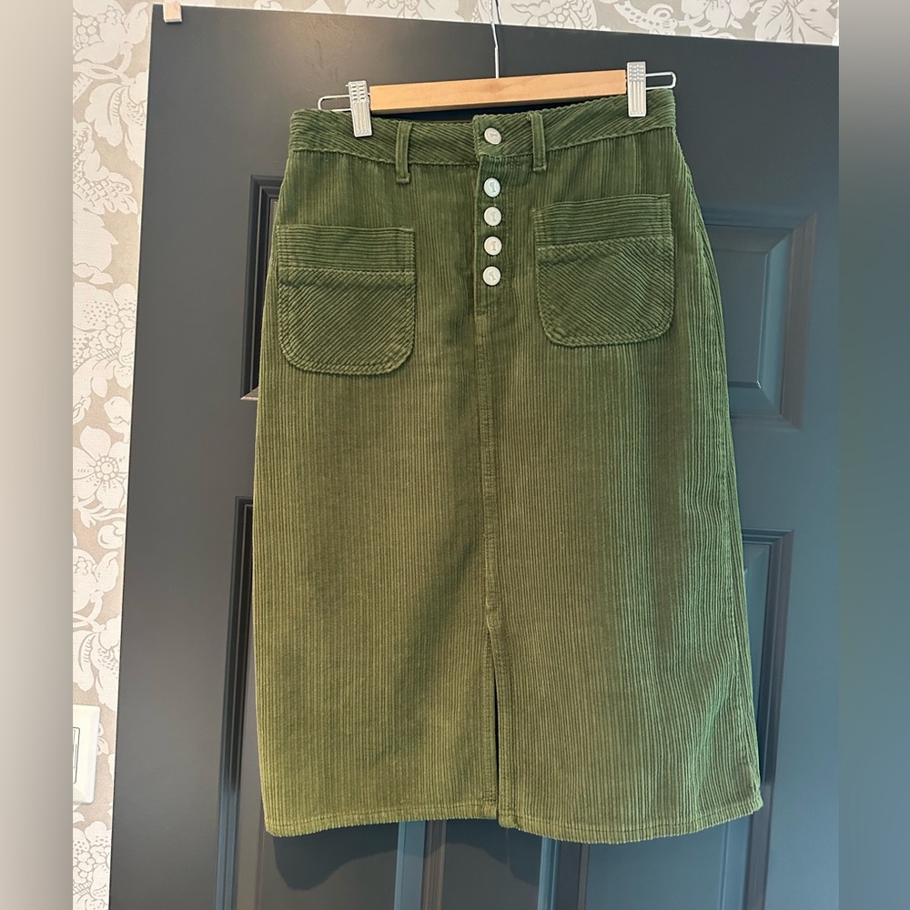 Anthropologie/Pilcro corduroy skirt sz 2